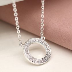 CRYSTAL INSET CIRCLE NECKLACE