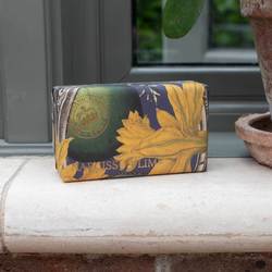 KEW GARDENS NARCISSUS & LIME SOAP